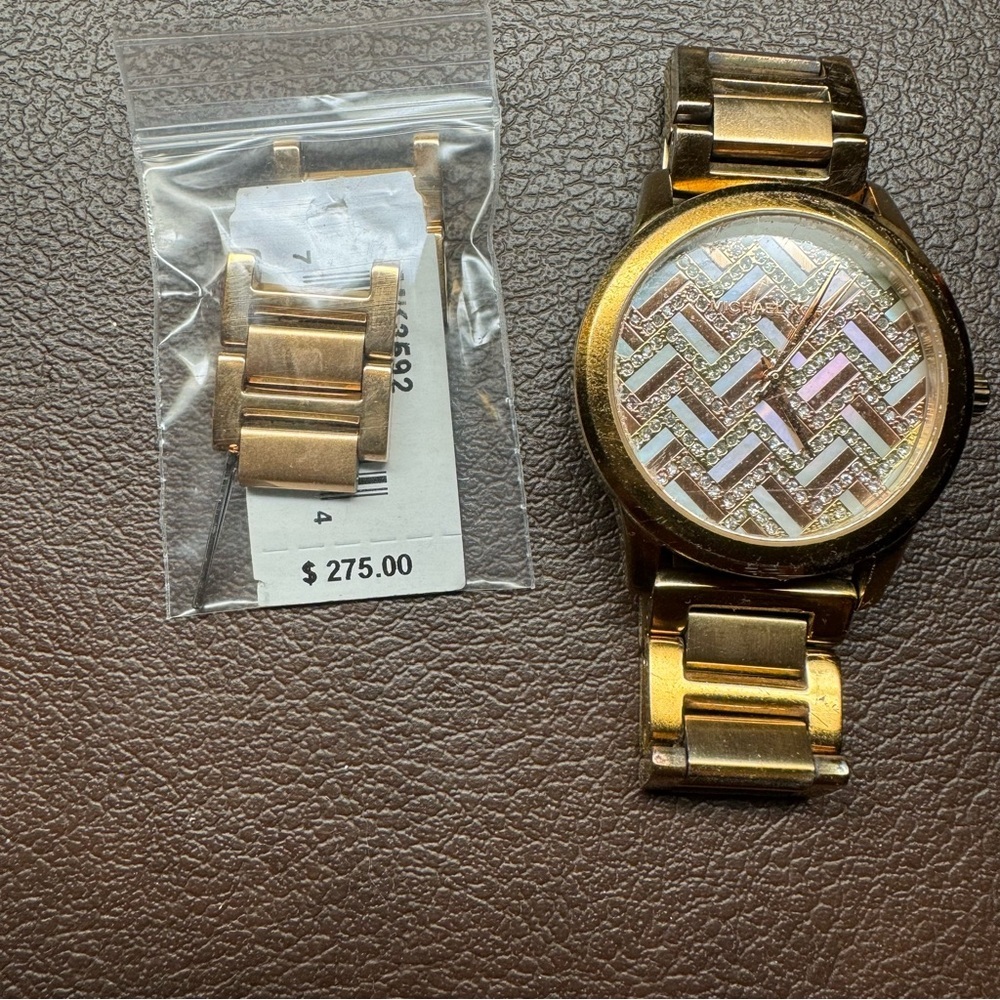 Michael Kors Gold Chevron Women's Watch - Picture 2 of 2
